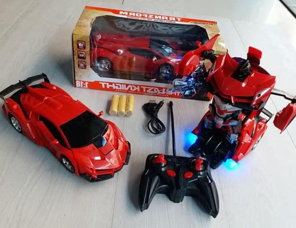 МАШИНА-РОБОТ НА РАДИОУПРАВЛЕНИИ!